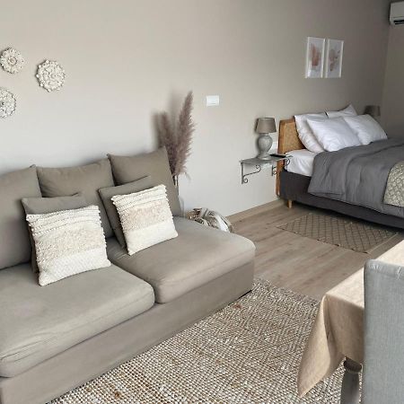 Bed and Breakfast La Petite Campagne Mane  Esterno foto