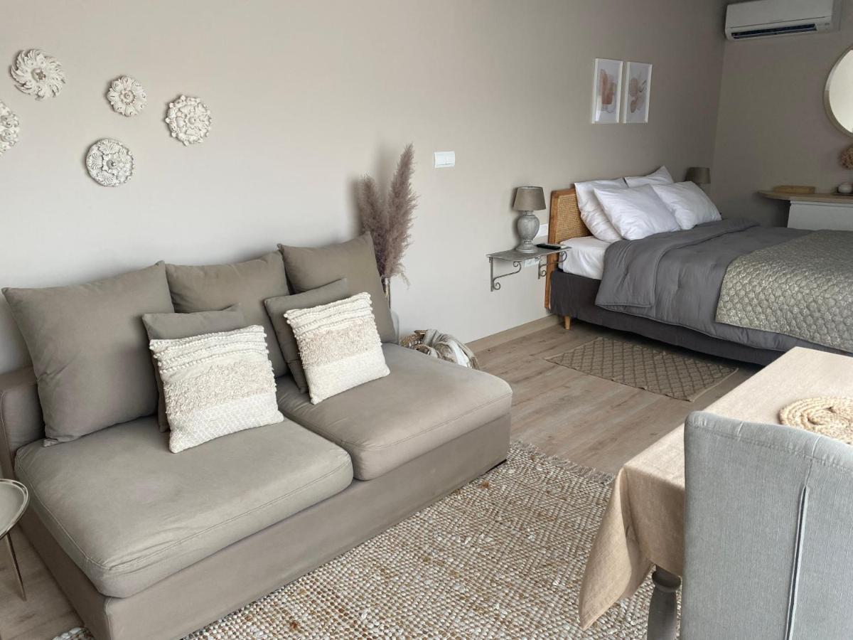 Bed and Breakfast La Petite Campagne Mane  Esterno foto