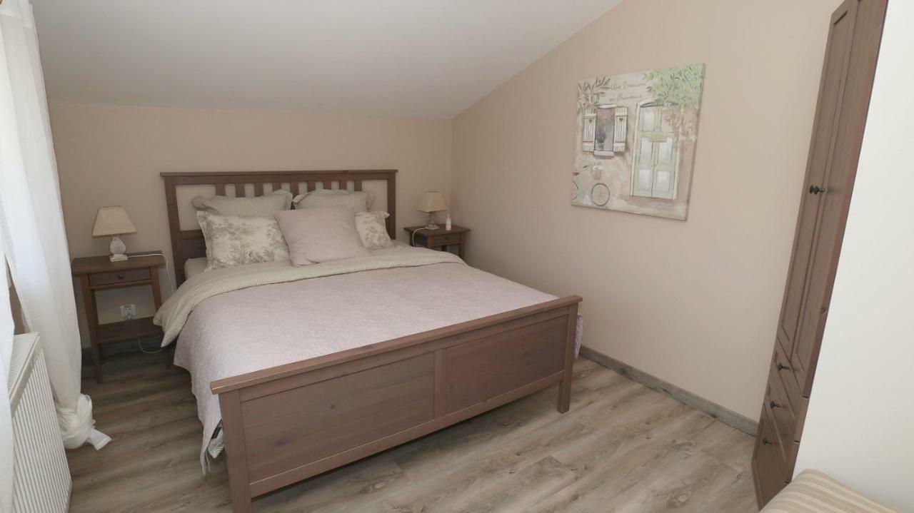 Bed and Breakfast La Petite Campagne Mane  Esterno foto